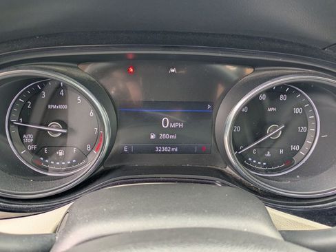 Used 2023 Buick Encore GX Preferred w/ Cold Weather Comfort Package FWD image 11