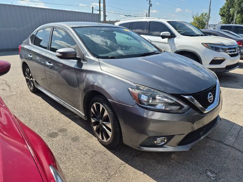 Used 2017 Nissan Sentra SR FWD image 3