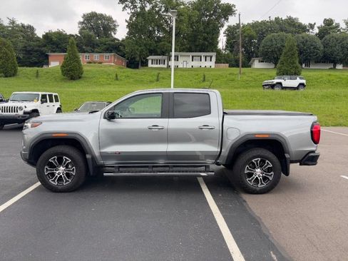 Used 2023 GMC Canyon AT4 w/ AT4 Premium Package AWD/4WD image 6