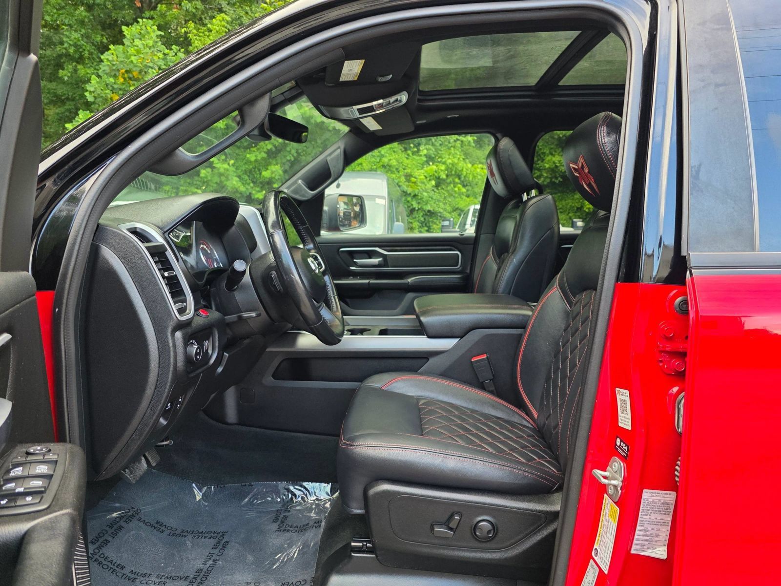 Used 2022 RAM 1500 Big Horn AWD/4WD image 11