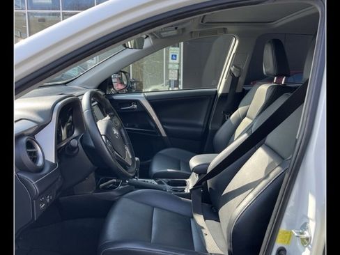 Used 2017 Toyota RAV4 Limited w/ Advanced Technology Package image 6