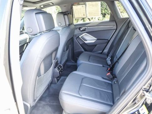 Used 2024 Audi Q3 2.0T Premium w/ Convenience Package image 18