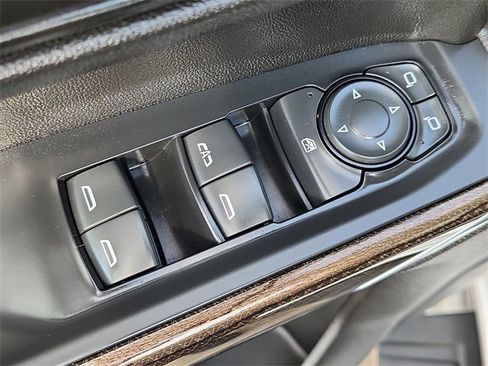 Used 2021 Chevrolet Silverado 1500 LT Trail Boss image 22