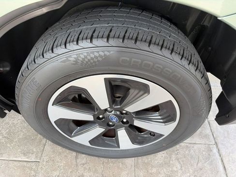 Used 2017 Subaru Forester 2.5i w/ Alloy Wheel Package AWD/4WD image 24