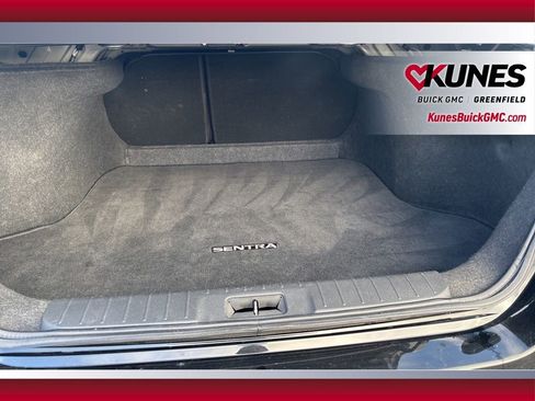 Used 2024 Nissan Sentra SV FWD image 30