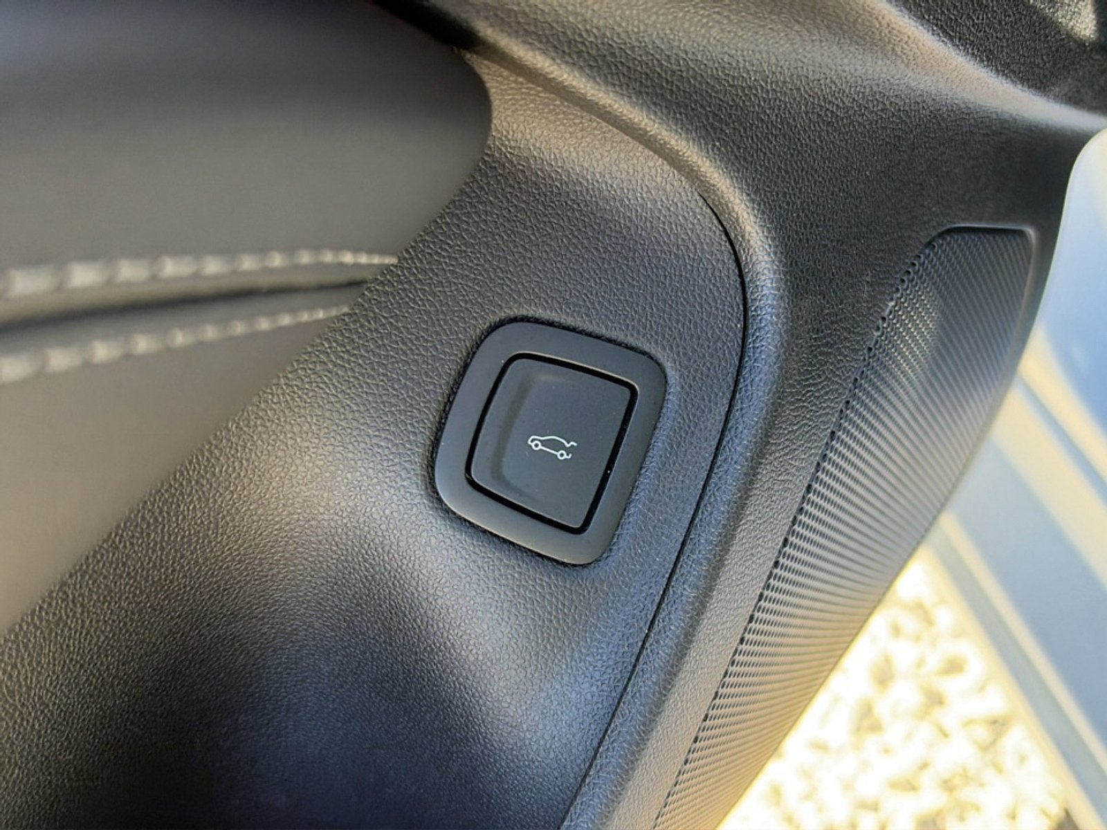 Used 2024 Cadillac CT4 Luxury w/ Sun And Sound Package AWD/4WD image 18