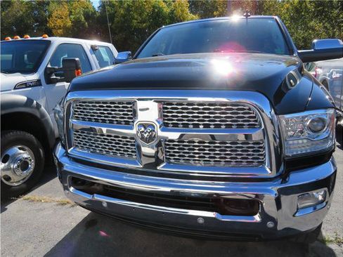 Used 2017 RAM 2500 Laramie w/ Off Road Package image 15