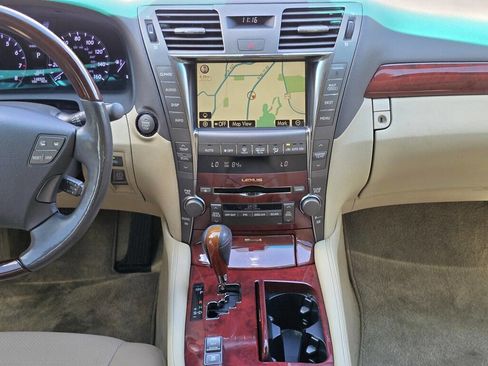 Used 2007 Lexus LS 460 image 15