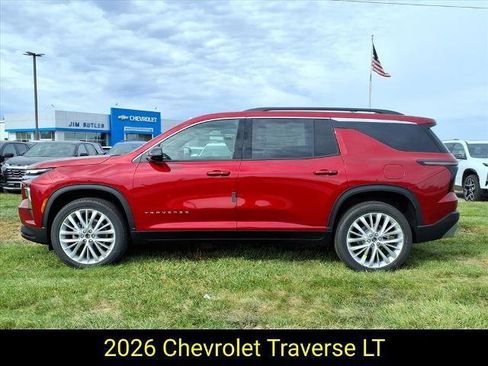 New 2026 Chevrolet Traverse LT image 2