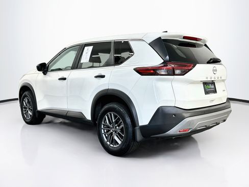Used 2023 Nissan Rogue S AWD/4WD image 5