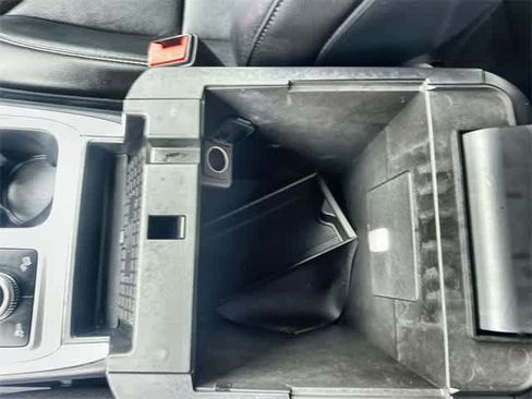 Used 2020 Ford Explorer ST w/ Premium Technology Package image 27