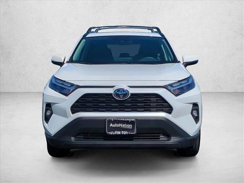 Used 2025 Toyota RAV4 XLE Premium w/ Weather Package AWD/4WD image 2