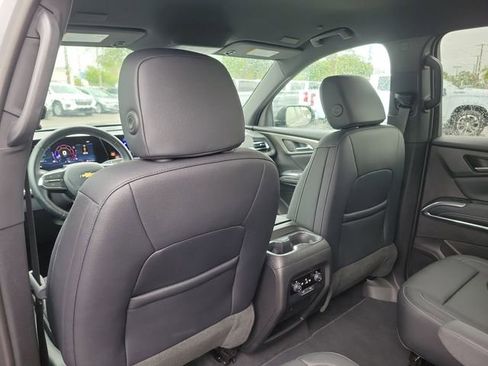 Certified 2026 Chevrolet Traverse LT FWD image 11