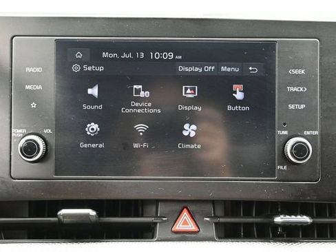 Used 2025 Kia Sportage LX FWD image 38
