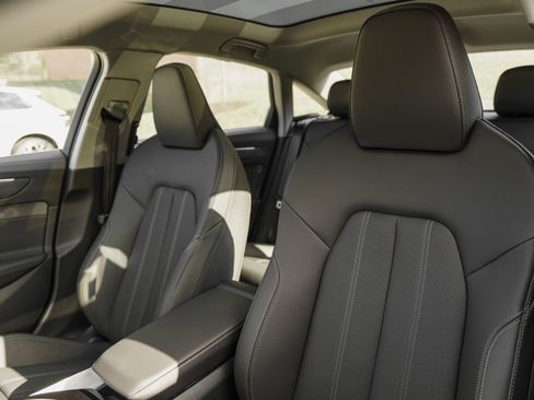 New 2026 Audi A6 Premium Plus image 22