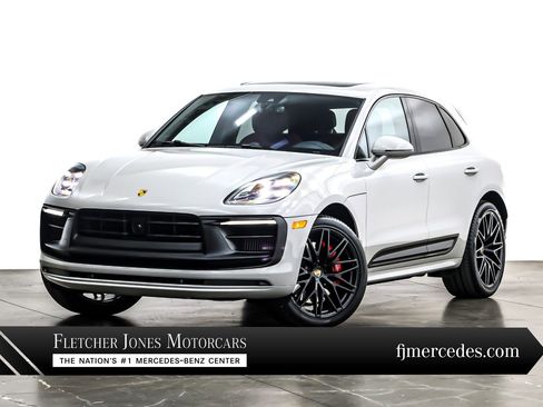 Used 2023 Porsche Macan GTS image 1
