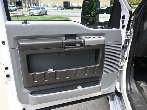 Used 2013 Ford F450 XLT image 15