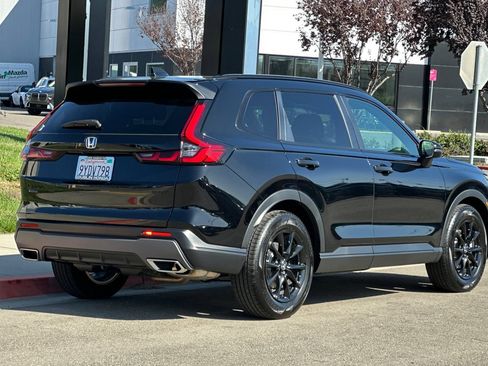 Used 2026 Honda CR-V Sport image 3