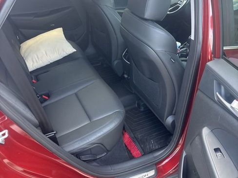 Used 2019 Hyundai Tucson Limited image 11