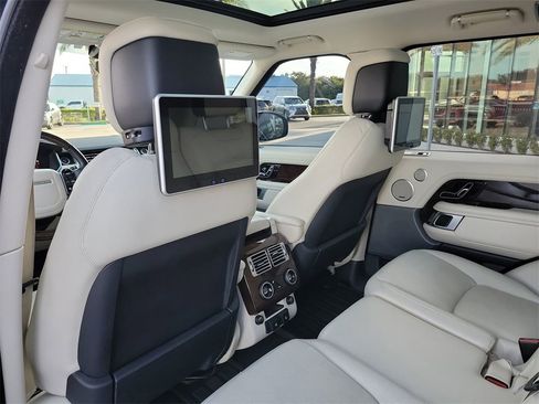 Used 2021 Land Rover Range Rover Westminster Edition image 17