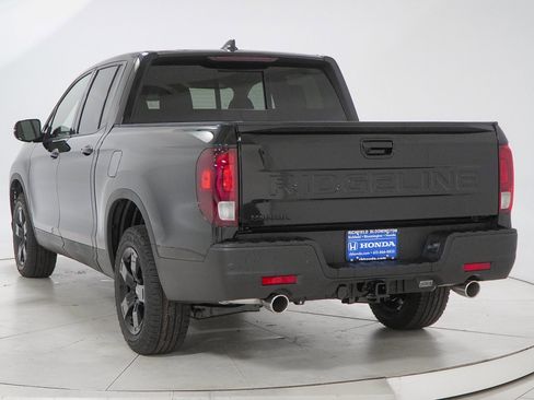 New 2026 Honda Ridgeline Black Edition image 8
