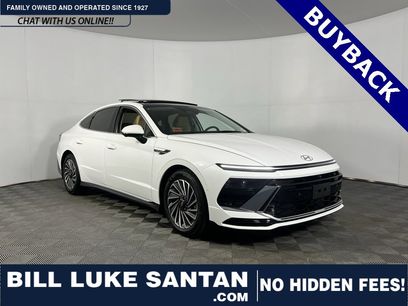 Used 2025 Hyundai Sonata Limited w/ Winter Weather Package