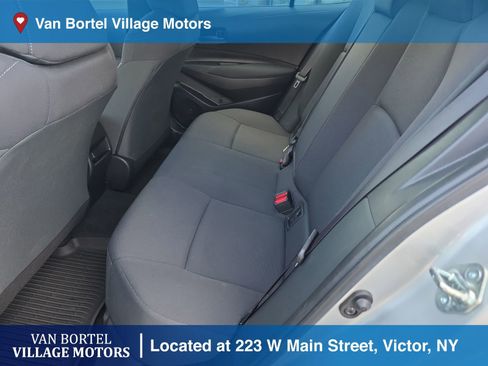 Used 2022 Toyota Corolla LE image 21