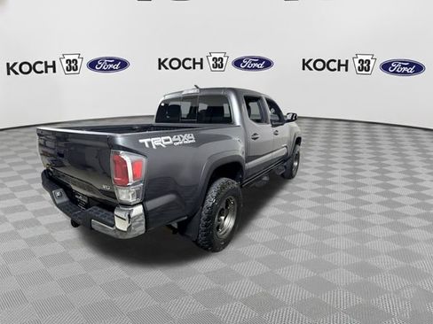 Used 2021 Toyota Tacoma TRD Off-Road image 8