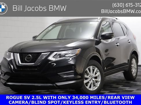 Used 2017 Nissan Rogue SV FWD image 1