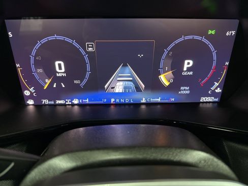 Used 2025 Chevrolet Colorado Z71 w/ Midnight Edition image 26