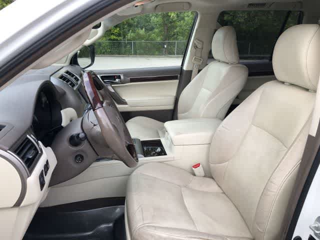 Used 2018 Lexus GX 460 Premium w/ Premium Package AWD/4WD image 10