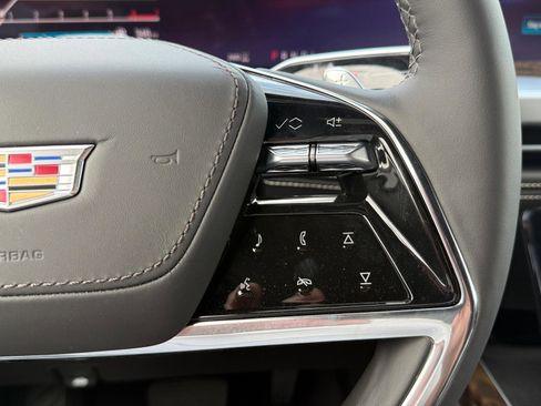 New 2026 Cadillac Escalade Platinum Sport AWD/4WD image 21