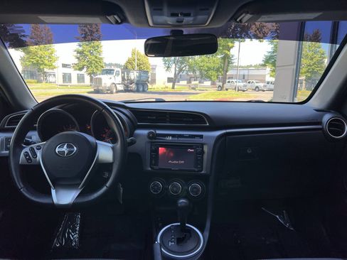 Used 2015 Scion tC FWD image 15