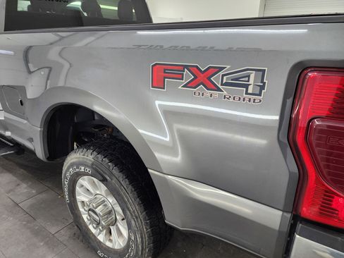 Used 2022 Ford F350 XLT w/ XLT Value Package image 32