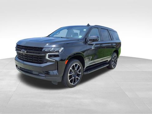 Used 2023 Chevrolet Tahoe RST w/ Luxury Package RWD image 3