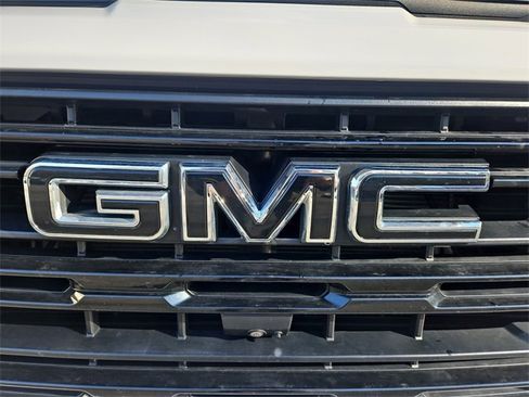 Used 2022 GMC Sierra 1500 Elevation w/ Elevation Premium Package image 32