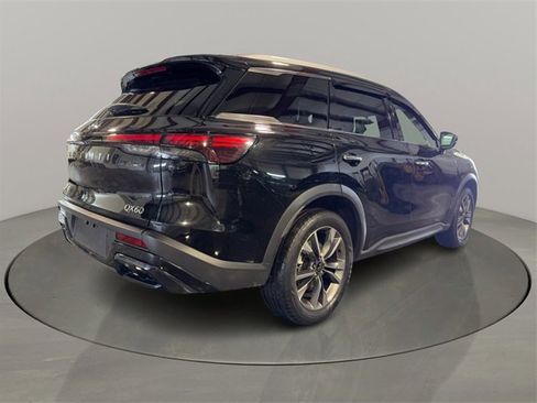 Used 2023 INFINITI QX60 Luxe image 7