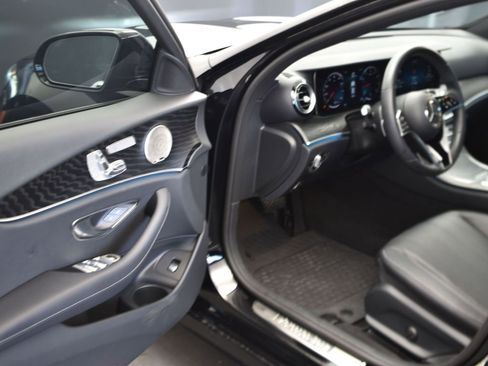 Used 2022 Mercedes-Benz E 350 Sedan image 11