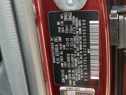 Certified 2025 Kia Sorento S FWD image 8