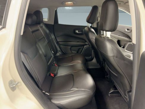 Used 2018 Jeep Compass Latitude w/ Cold Weather Group image 30