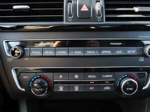 Used 2017 Kia Optima EX FWD image 23