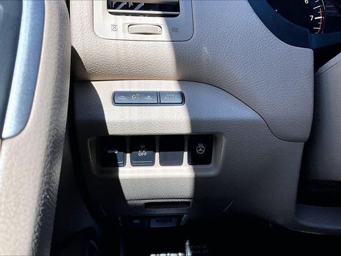 Used 2016 Nissan Altima 2.5 SL w/ 2.5 Technology w/LED Package FWD image 35