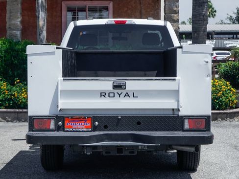 Used 2022 Ford F250 XL w/ Power Equipment Group RWD image 8