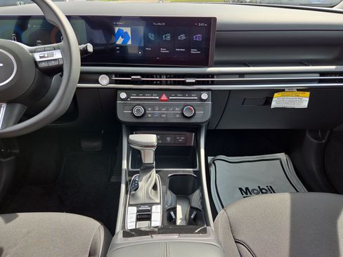 Certified 2026 Hyundai Tucson SE FWD image 15