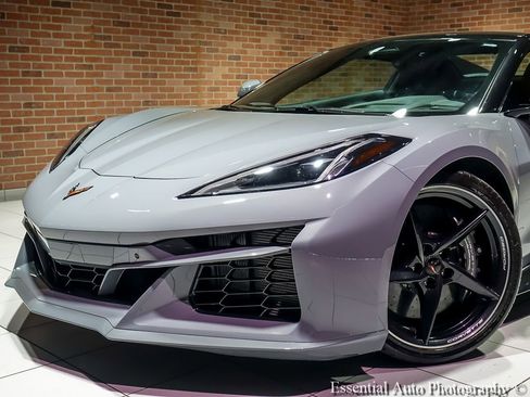 Used 2025 Chevrolet Corvette E-Ray w/ Battery Protection Package AWD/4WD image 3