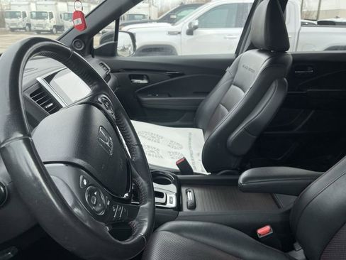 Used 2019 Honda Ridgeline Black Edition image 3