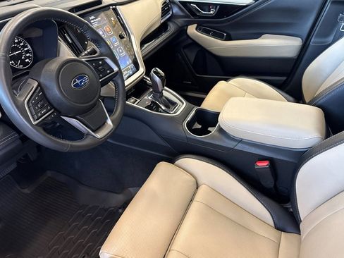 Certified 2025 Subaru Outback Limited image 9