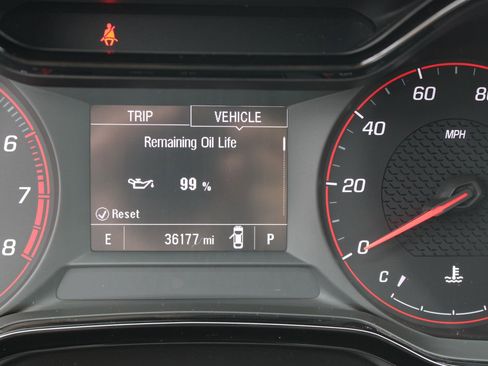 Used 2024 Chevrolet Trax RS w/ Driver Confidence Package FWD image 13