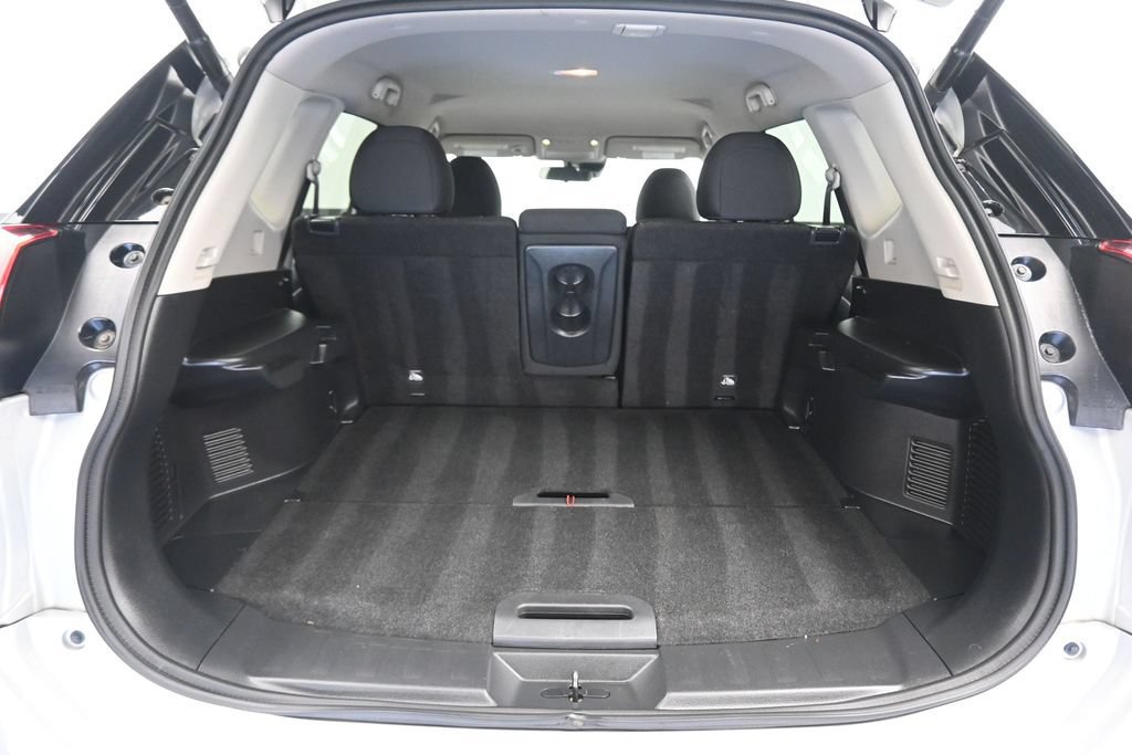 Used 2020 Nissan Rogue SV w/ Premium Package AWD/4WD image 47