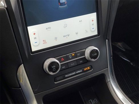 Certified 2023 Ford Edge Titanium image 20